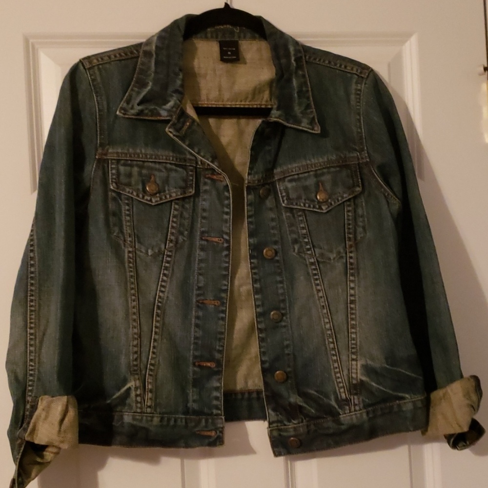 London Jean denim jacket size medium
